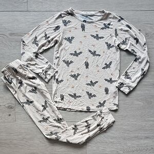❤️Bambi + Birdie Bamboo Halloween Bats Pajama Set, Size 7/8